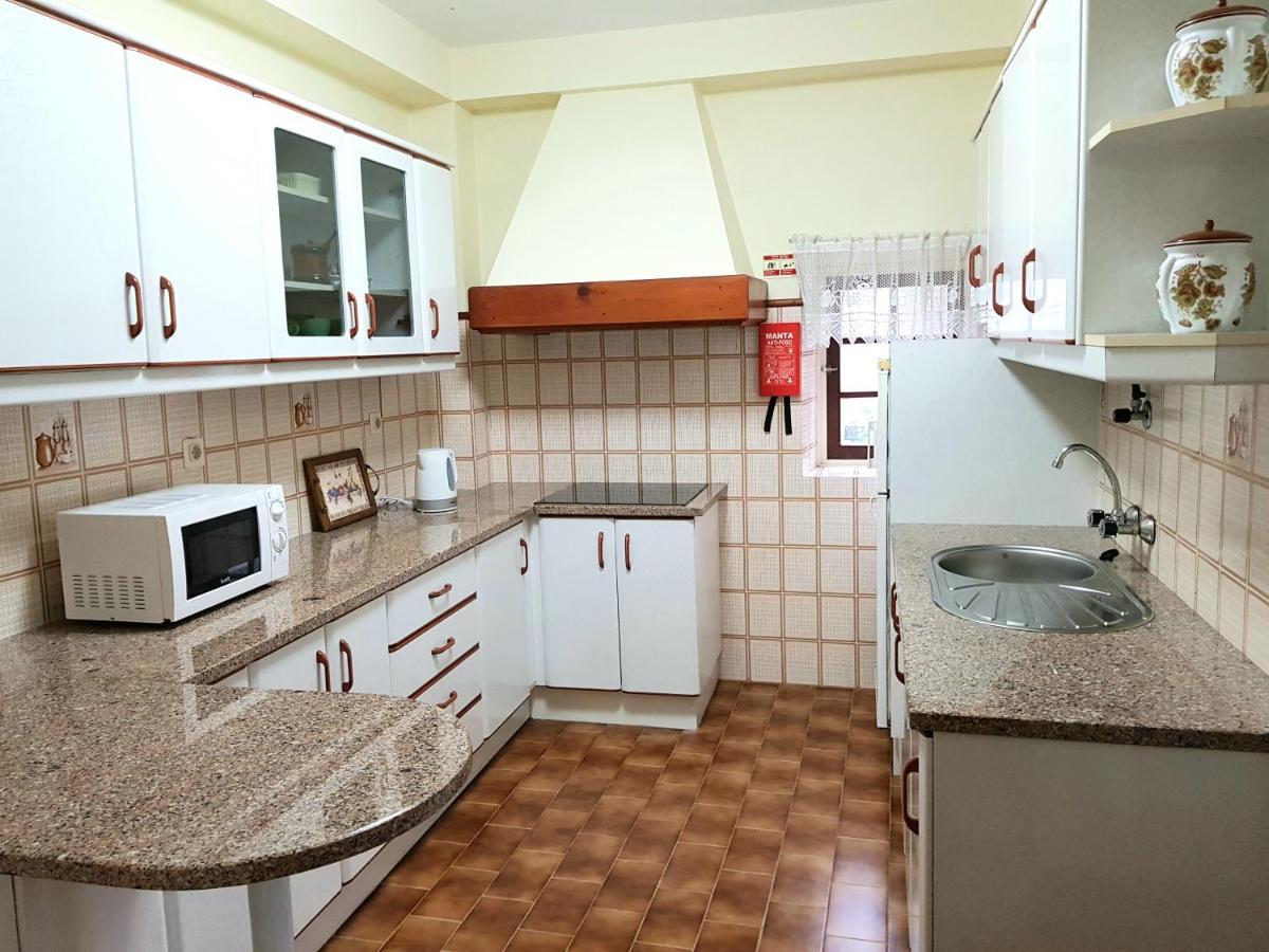 Apartamentos Garrett Horta  Oda fotoğraf